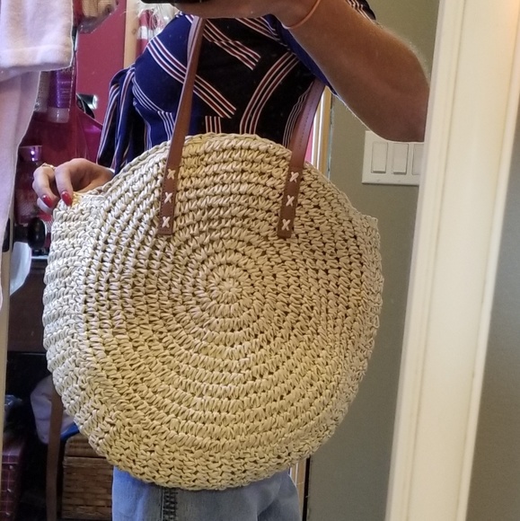 FINAL PRICE DROP**Boho straw tote purse - Picture 3 of 6